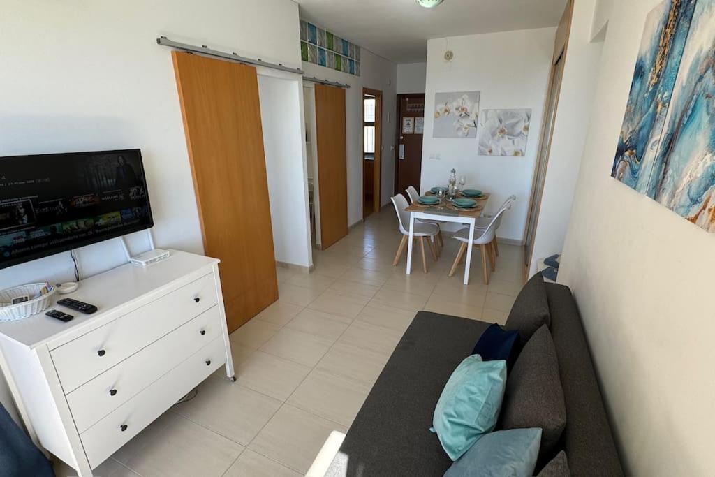 Apartamento A Pie De Playa Con Terraza Y Piscinas Apartman Benalmádena Kültér fotó
